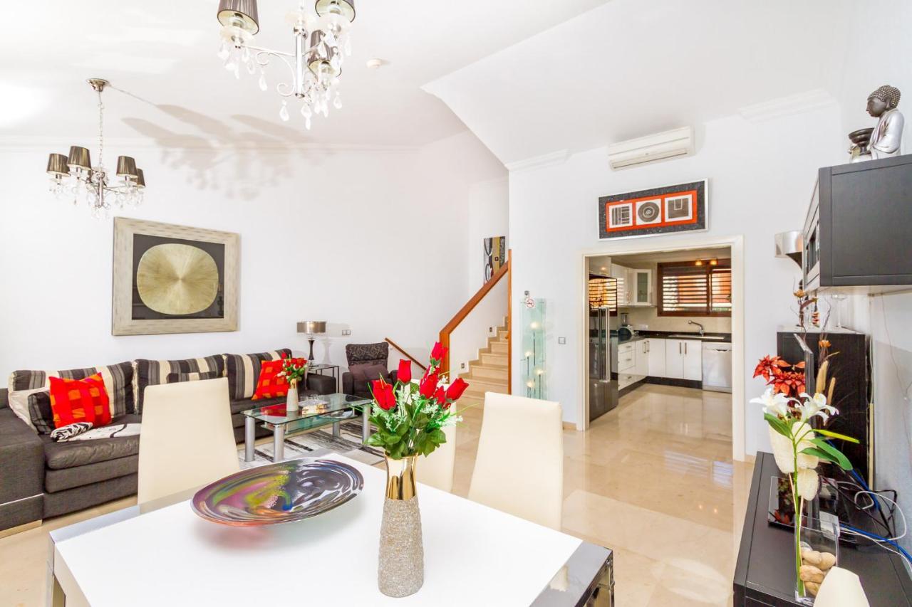 Casa Holmston, Duplex Villa With Hot Tub In Anfi Tauro Topaz Mogán Екстериор снимка